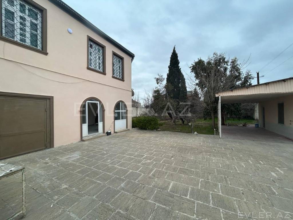 Satılır, həyət evi/villa