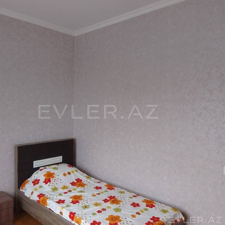 Satılır, həyət evi/villa