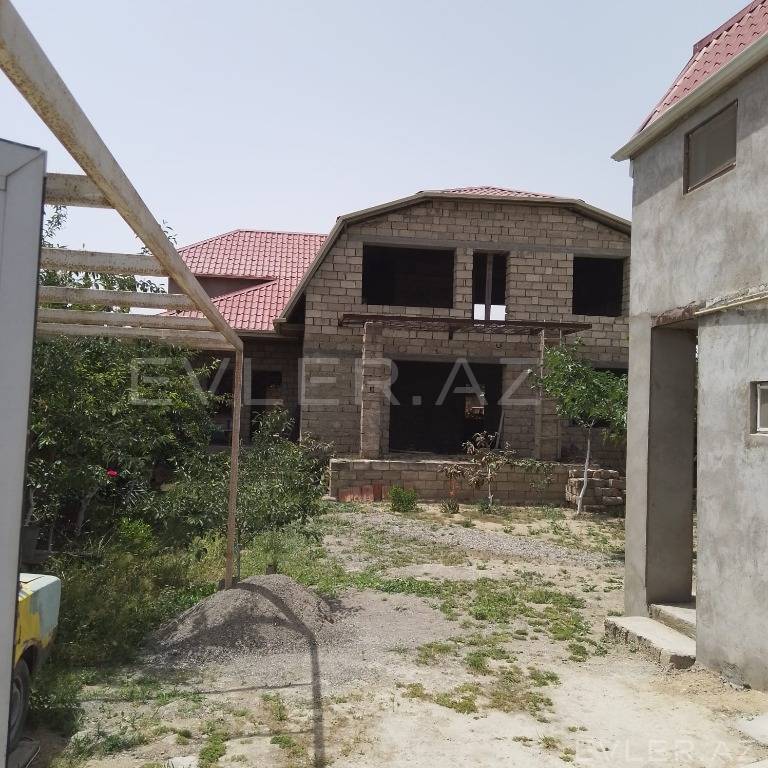 Satılır, həyət evi/villa