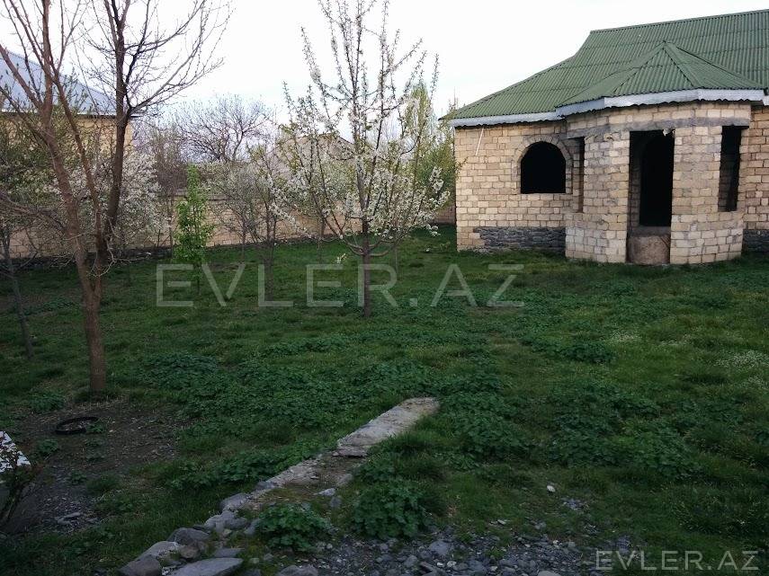 Satılır, həyət evi/villa