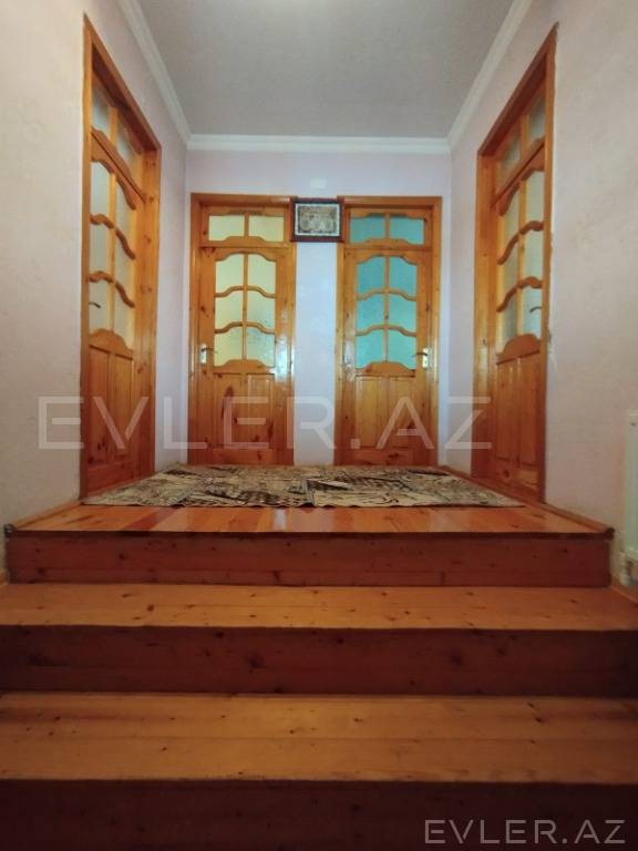 Satılır, həyət evi/villa