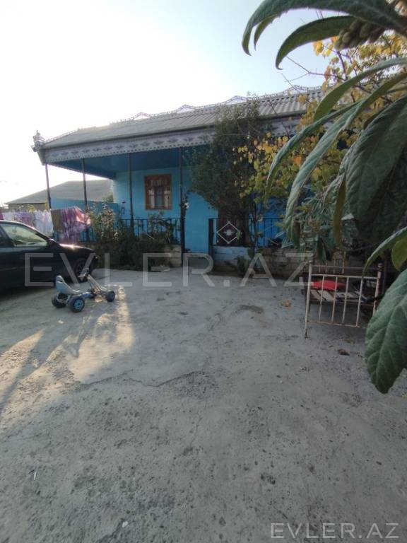 Satılır, həyət evi/villa
