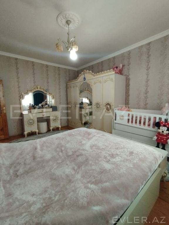 Satılır, həyət evi/villa