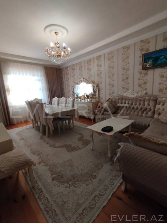 Satılır, həyət evi/villa