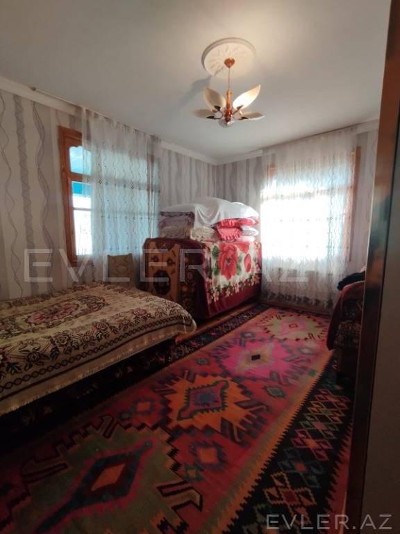 Satılır, həyət evi/villa