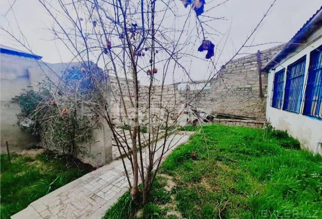 Satılır, həyət evi/villa