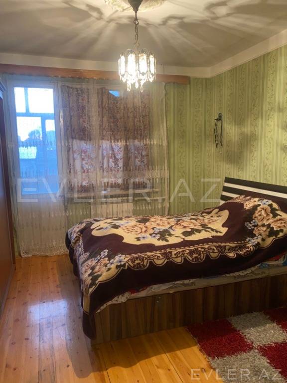 Satılır, köhnə tikili