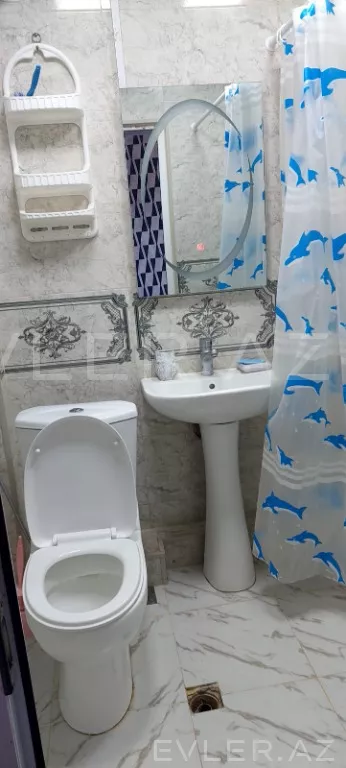 Aylıq, köhnə tikili