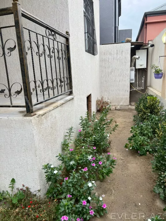 Satılır, həyət evi/villa