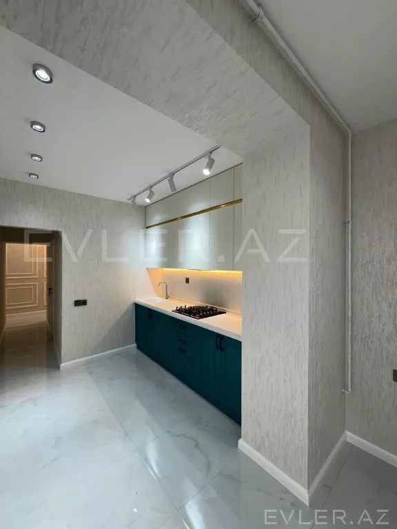 Satılır, həyət evi/villa
