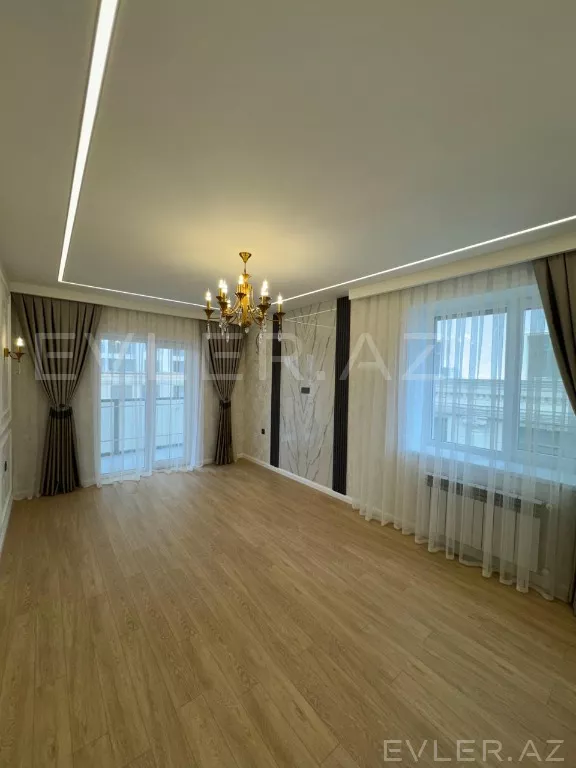 Satılır, həyət evi/villa