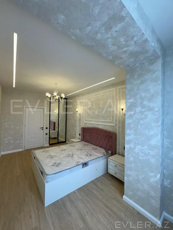 Satılır, həyət evi/villa
