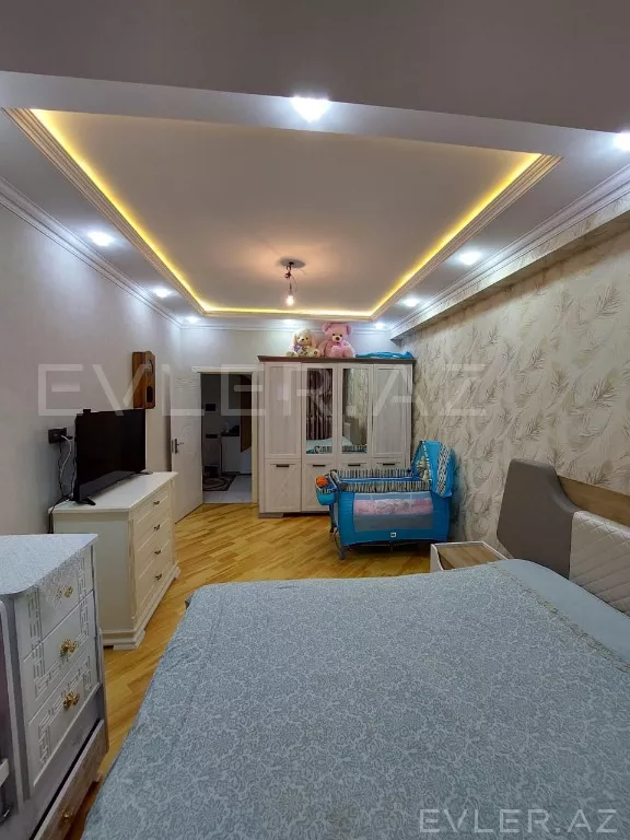 Satılır, yeni tikili