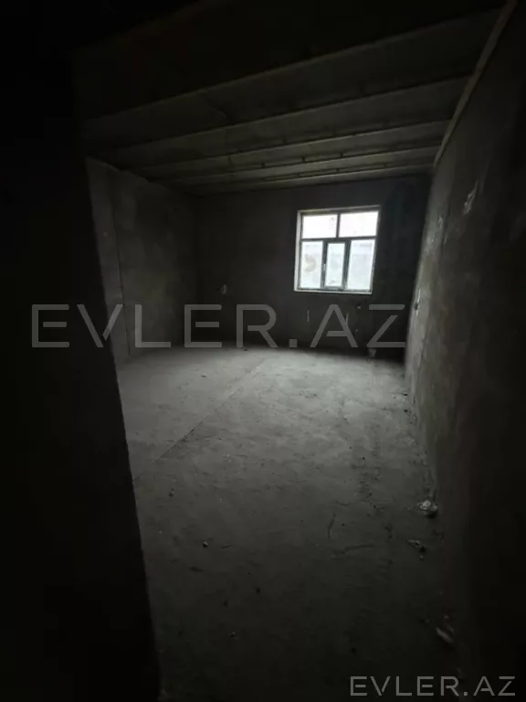 Satılır, həyət evi/villa