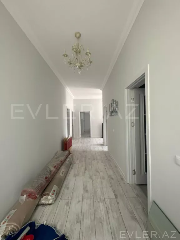 Satılır, həyət evi/villa