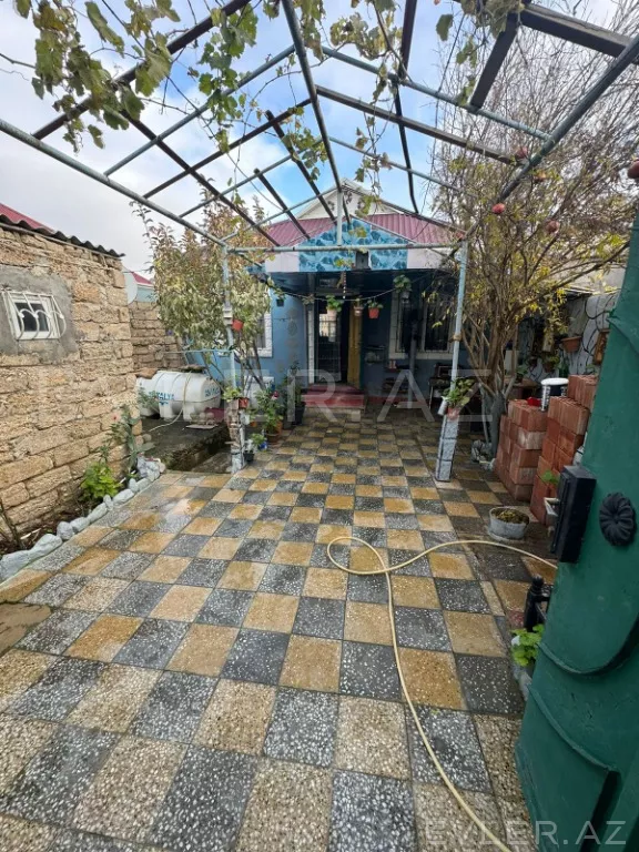 Satılır, həyət evi/villa