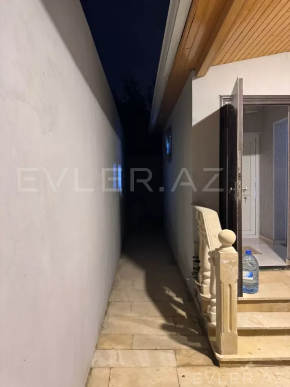 Satılır, həyət evi/villa