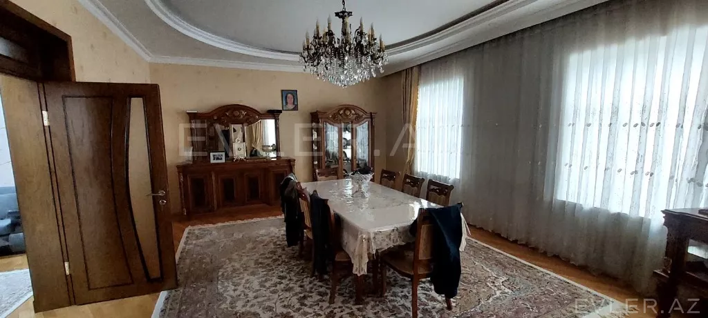 Satılır, həyət evi/villa