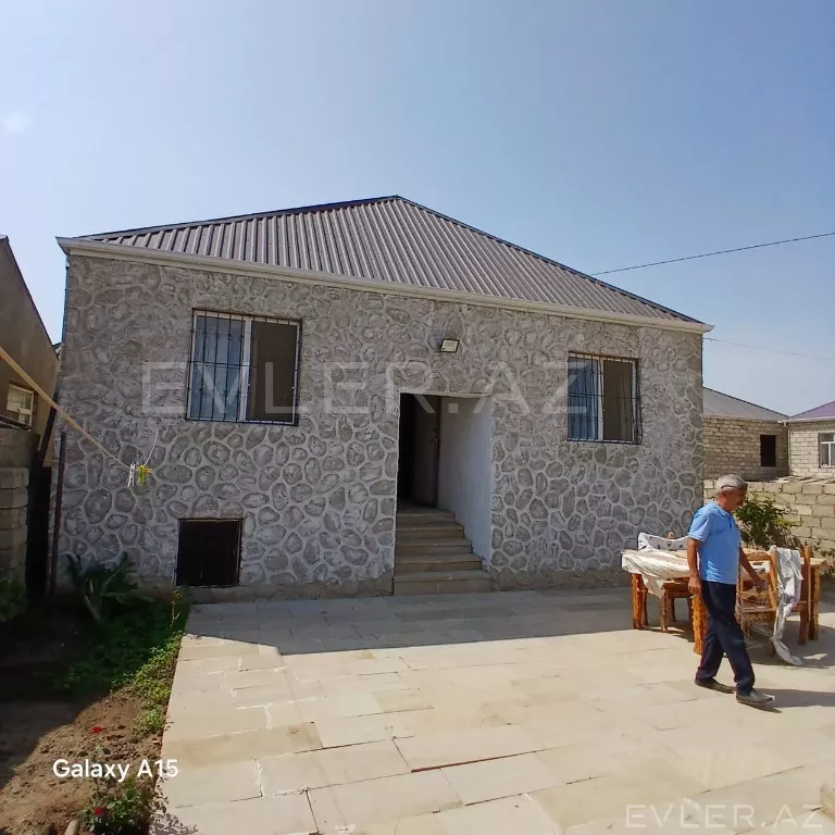 Satılır, həyət evi/villa