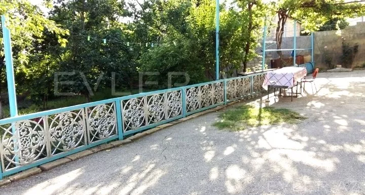 Satılır, həyət evi/villa