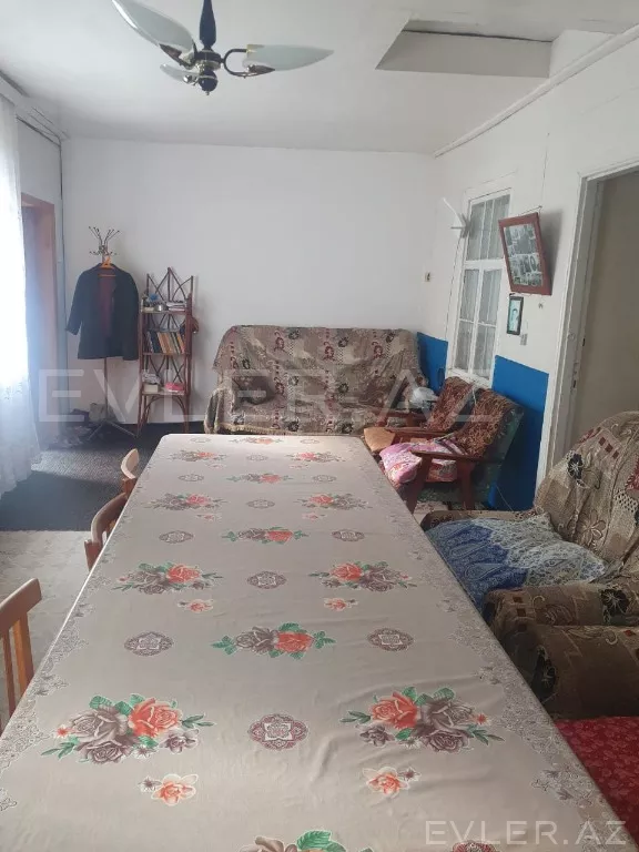 Günlük, bağ evi