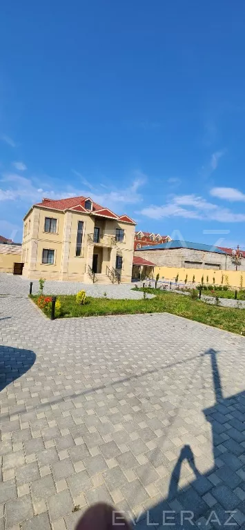 Satılır, həyət evi/villa