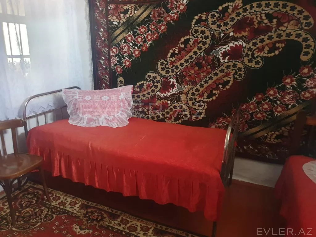 Günlük, bağ evi