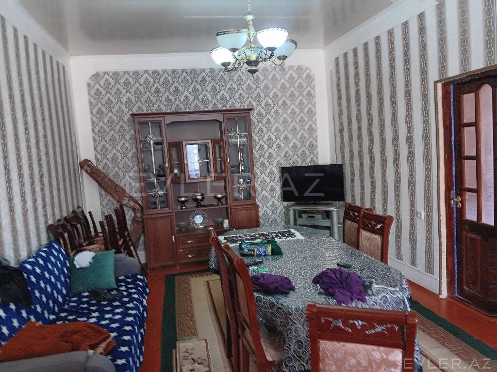 Satılır, həyət evi/villa