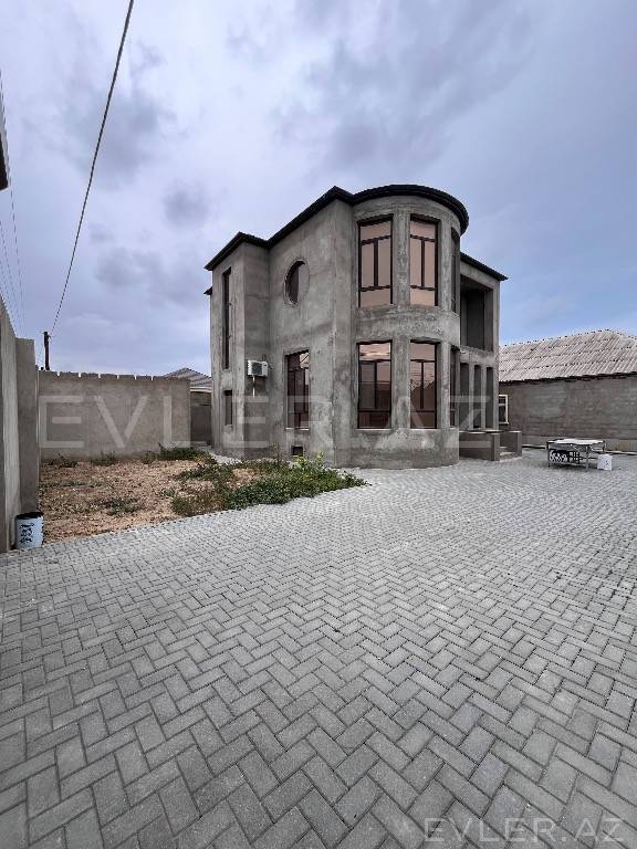 Satılır, həyət evi/villa