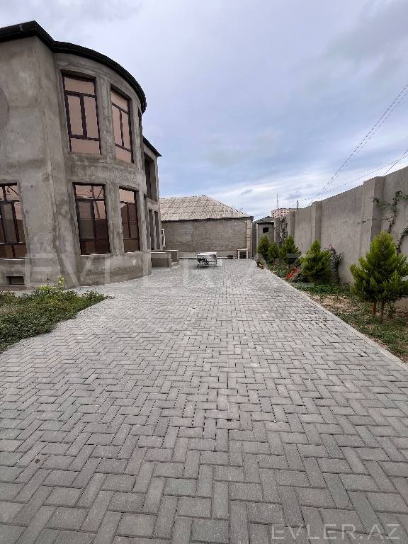 Satılır, həyət evi/villa