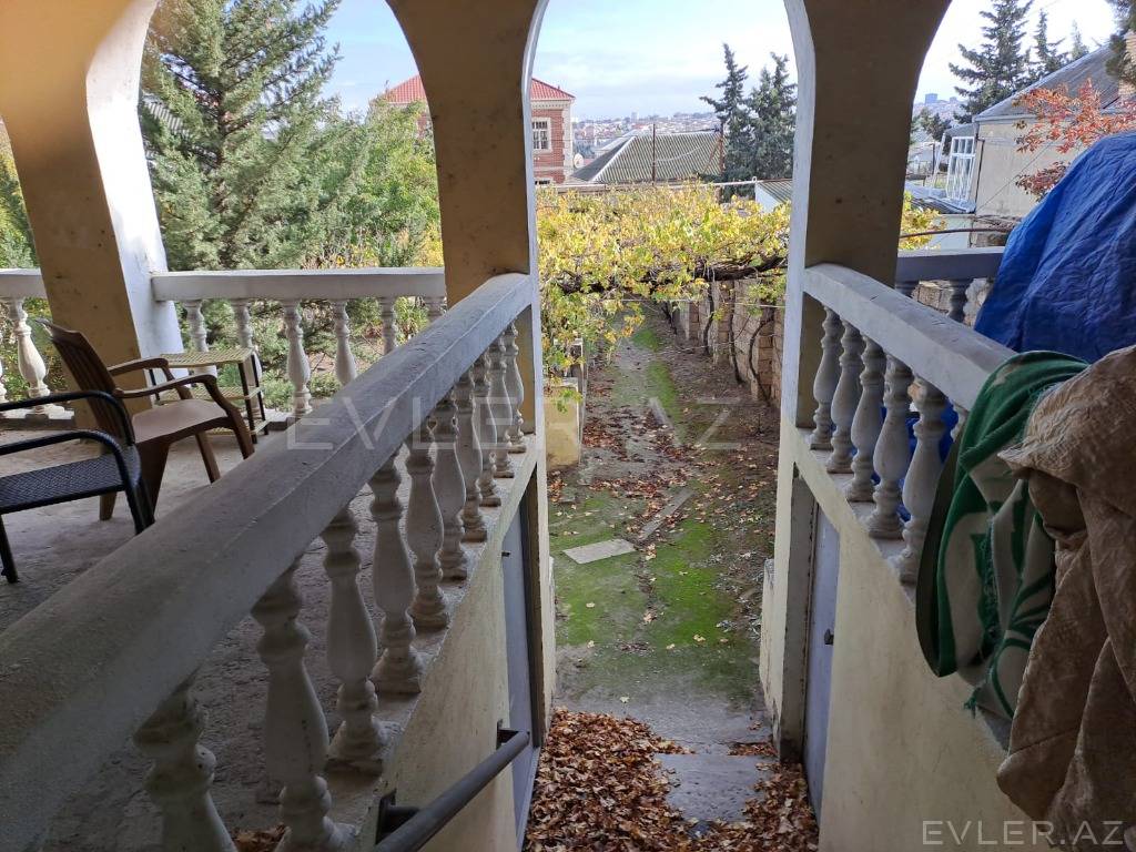 Satılır, həyət evi/villa