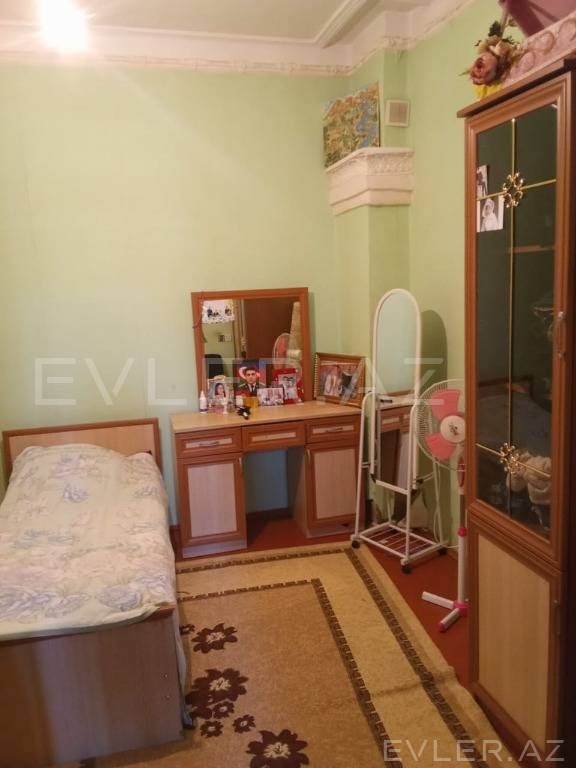 Satılır, həyət evi/villa