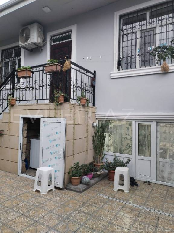 Satılır, həyət evi/villa