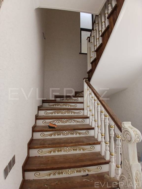 Satılır, həyət evi/villa