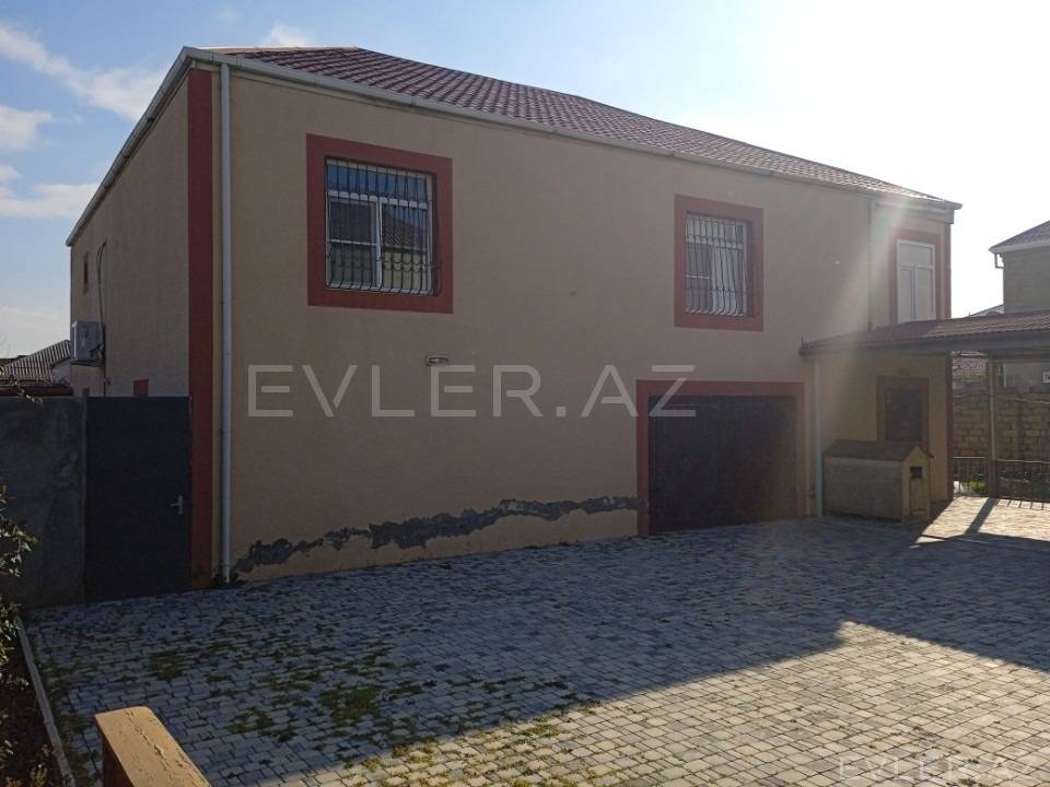 Aylıq, bağ evi