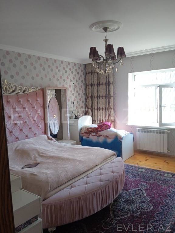 Aylıq, bağ evi