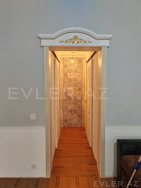 Satılır, həyət evi/villa