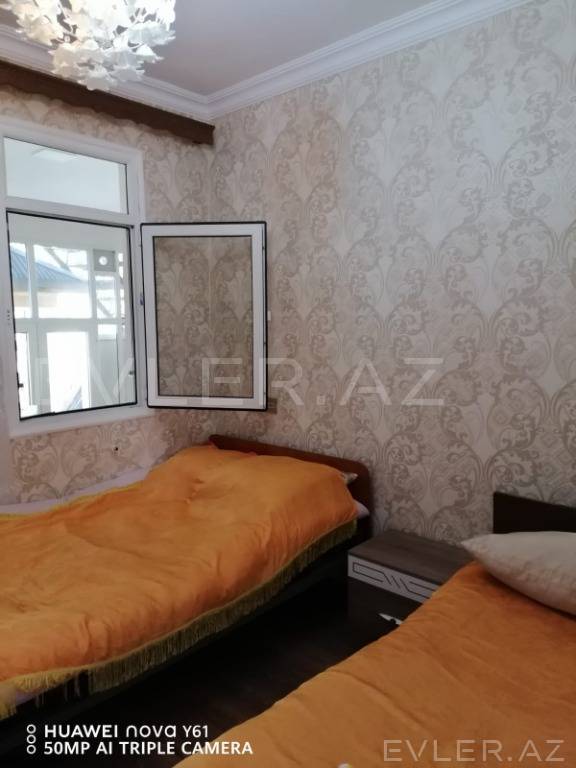 Satılır, bağ evi