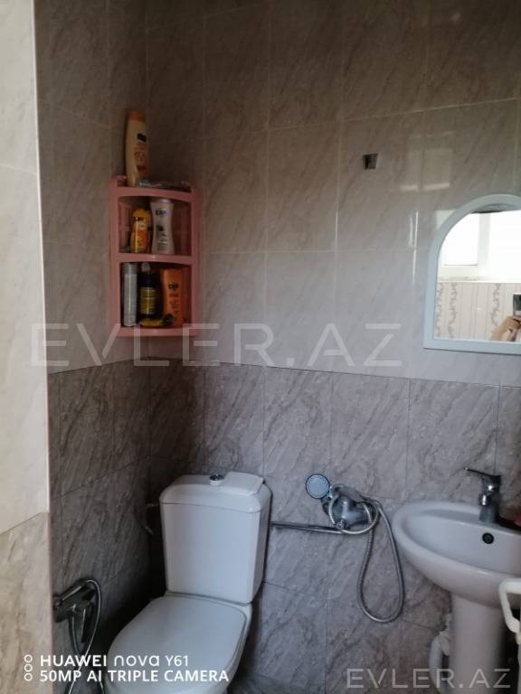 Satılır, bağ evi