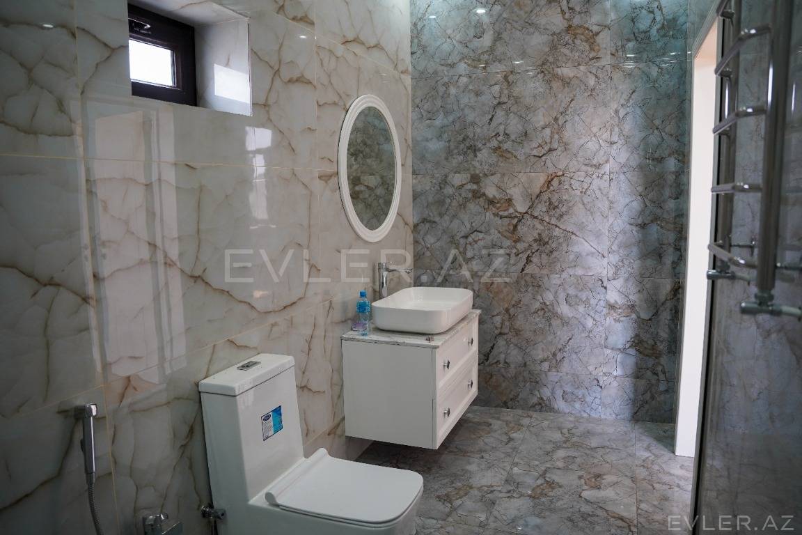 Satılır, həyət evi/villa