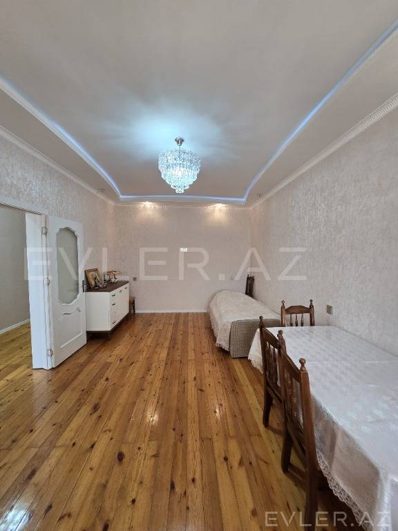 Satılır, həyət evi/villa