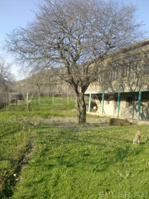 Satılır, bağ evi