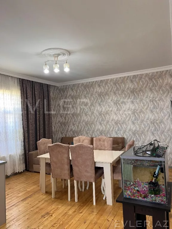 Satılır, həyət evi/villa