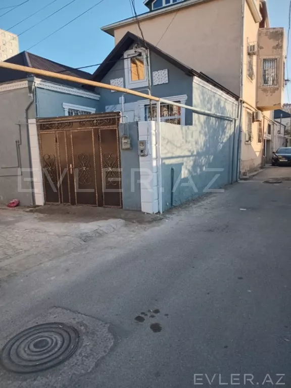 Satılır, həyət evi/villa
