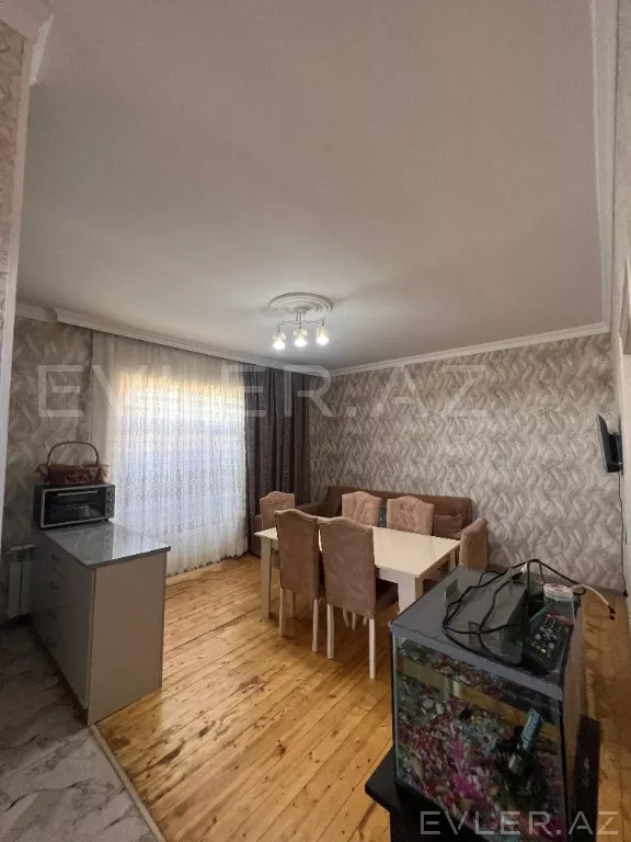 Satılır, həyət evi/villa