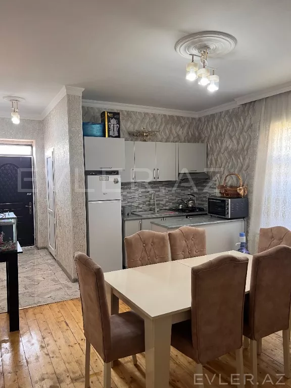 Satılır, həyət evi/villa
