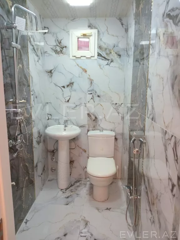 Satılır, həyət evi/villa