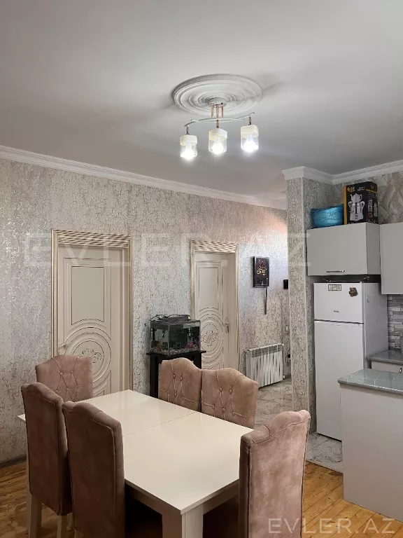 Satılır, həyət evi/villa