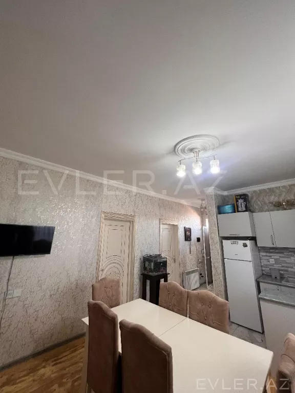 Satılır, həyət evi/villa