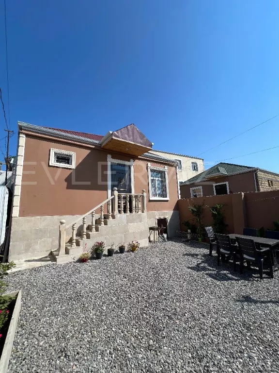 Satılır, həyət evi/villa